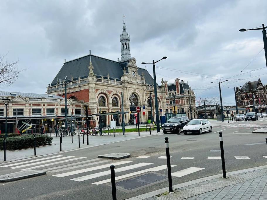 Apt Des Artistes, 3 Min A Pied Gare Et Centre Valenciennes Ngoại thất bức ảnh