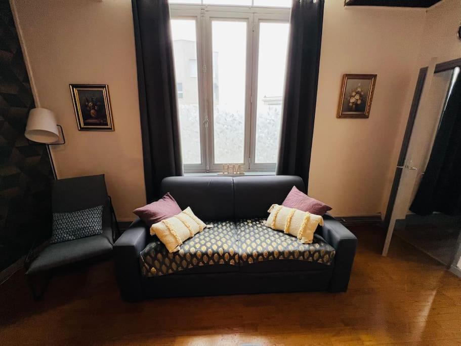 Apt Des Artistes, 3 Min A Pied Gare Et Centre Valenciennes Ngoại thất bức ảnh